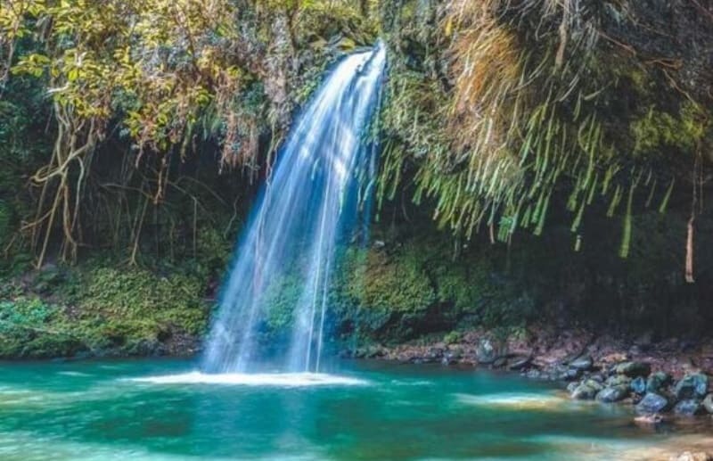 hawaii maui waterfalls